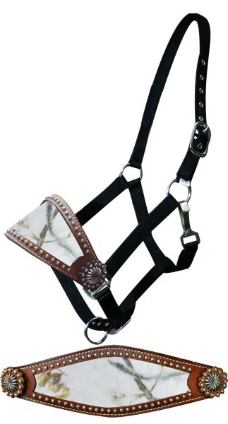 Adjustable nylon bronc halter with winter camo noseband.- Adjustable nylon bronc halter with winter camo noseband.