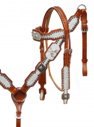 Embossed leather headstall and breast collar set with crossed guns conchos- Embossed leather headstall and breast collar set with crossed guns conchos